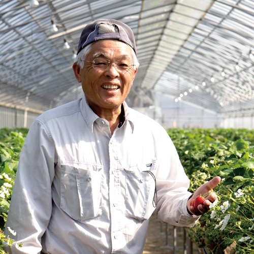 愛情をたっぷり込めたいちごの安⽥さん